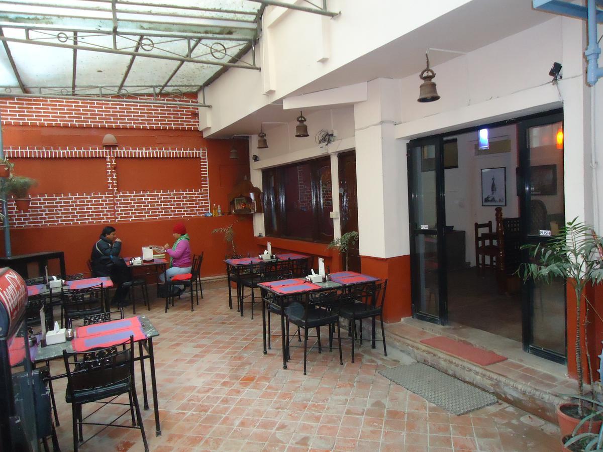 Hotel Earth House Katmandou Extérieur photo