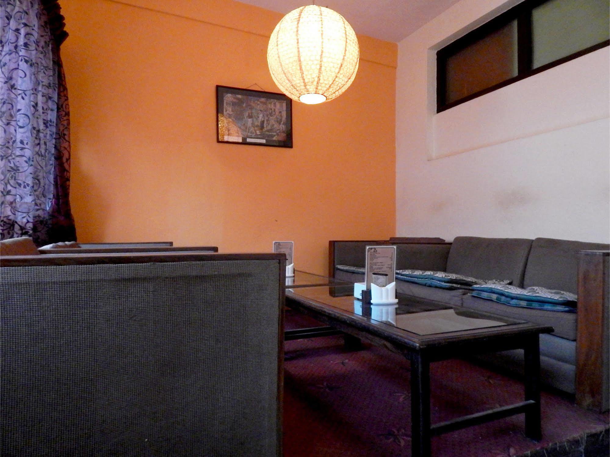 Hotel Earth House Katmandou Extérieur photo