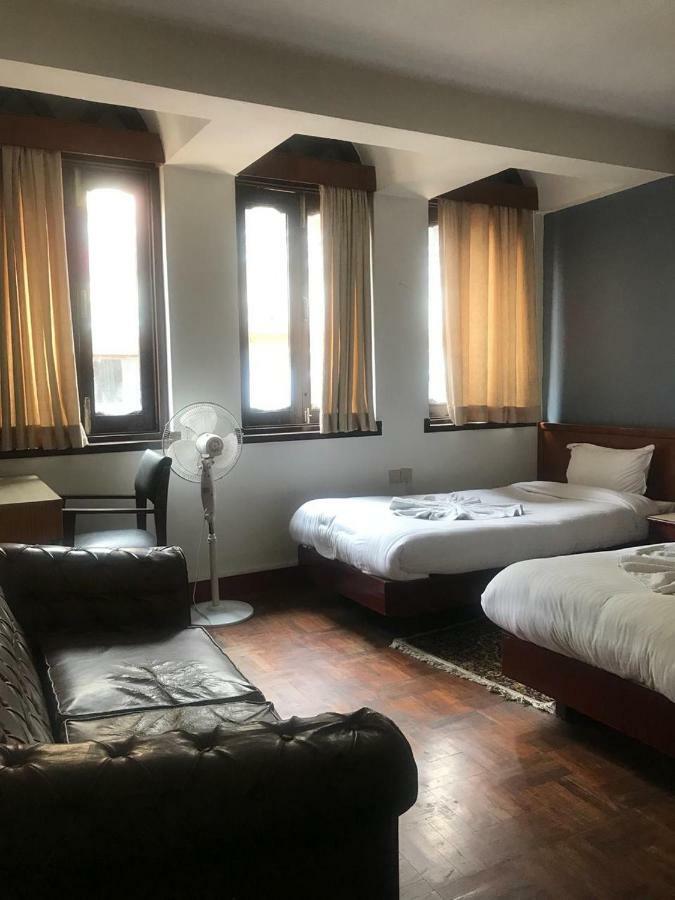 Hotel Earth House Katmandou Extérieur photo