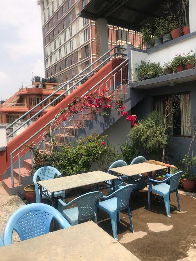 Hotel Earth House Katmandou Extérieur photo
